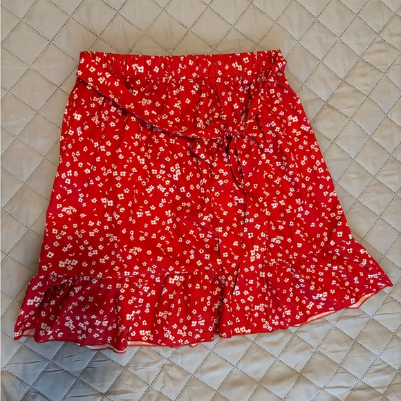 ROMWE Dresses & Skirts - ROMWE Red Floral A-Line Skirt